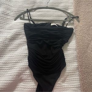 Perfect condition aritzia mesh corset style bodysuit